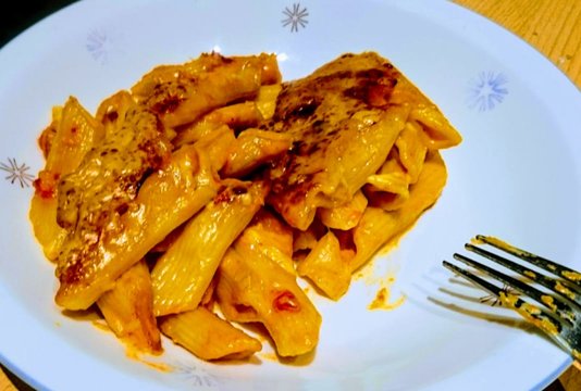 Vegetarischer Nudelauflauf